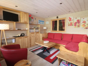 Appartement rénové proche des pistes avec balcon - FR-1-502-389